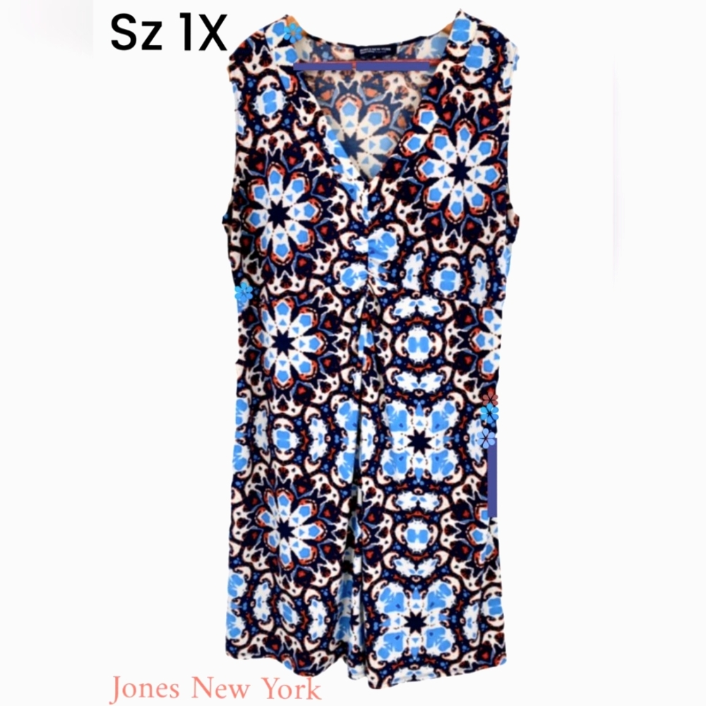 Plus Size Kaleidoscope Art Slinky Sleeveless Dress